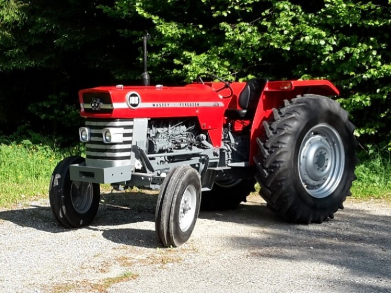 Oldtimer-Traktor a típus Massey Ferguson 165, Gebrauchtmaschine ekkor: Villach (Kép 1)