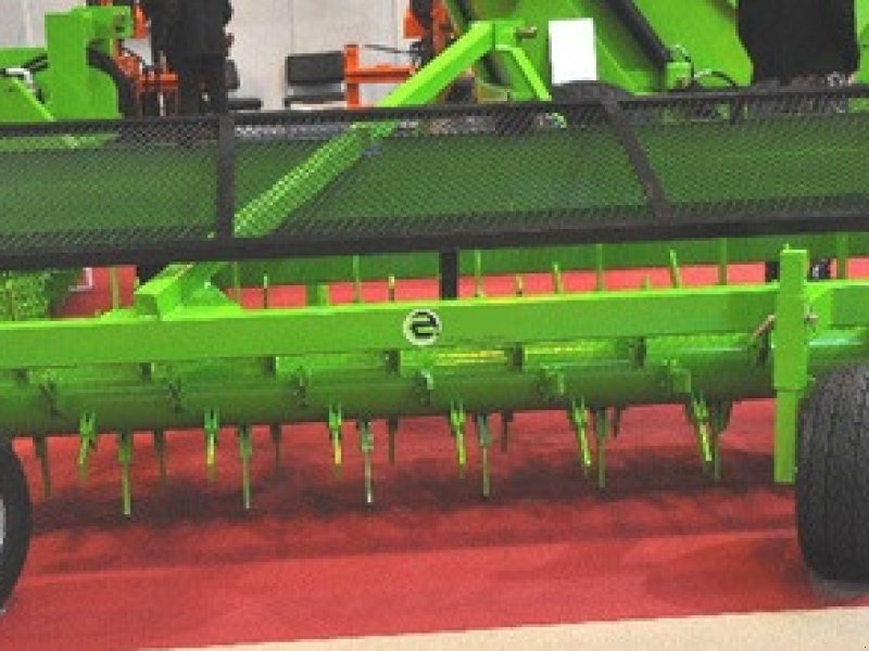 Sonstige Bodenbearbeitungsgeräte a típus Conpexim Steinrechen 3 m--NEU, Neumaschine ekkor: Apetlon (Kép 1)