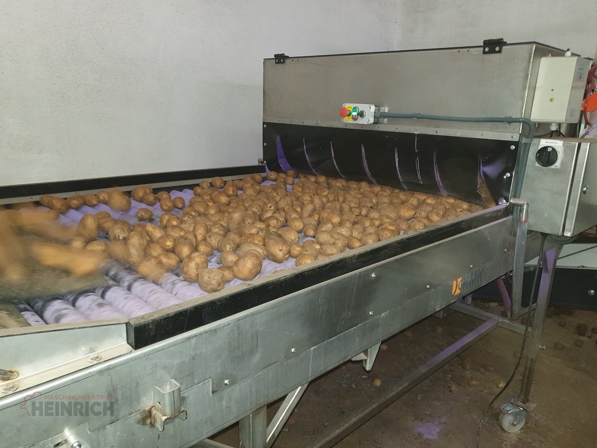 Kartoffellagerungstechnik a típus KMK Rollenverlesetisch, Verlesetisch, Verleseband Modell T, Neumaschine ekkor: Ehekirchen (Kép 28)