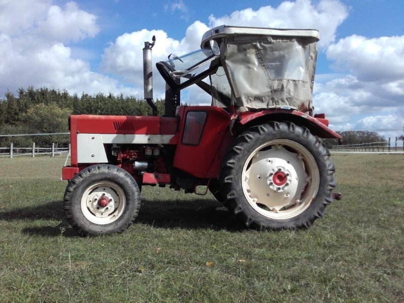 Traktor a típus Case IH 453 mit Mähbalken, Gebrauchtmaschine ekkor: Blieskastel (Kép 1)