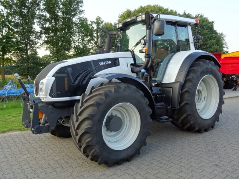 Traktor a típus Valtra T 213 Versu, Neumaschine ekkor: Bocholt (Kép 1)