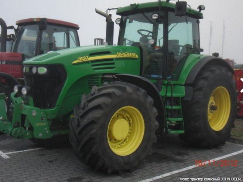 Oldtimer-Traktor a típus John Deere 7820, Neumaschine ekkor: Київ (Kép 1)
