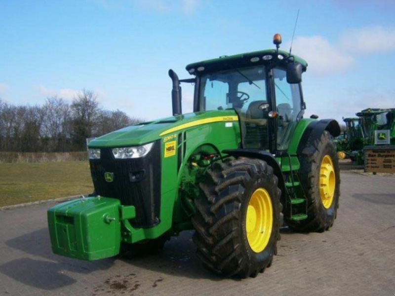 Oldtimer-Traktor a típus John Deere 8360R,  ekkor: Київ (Kép 1)