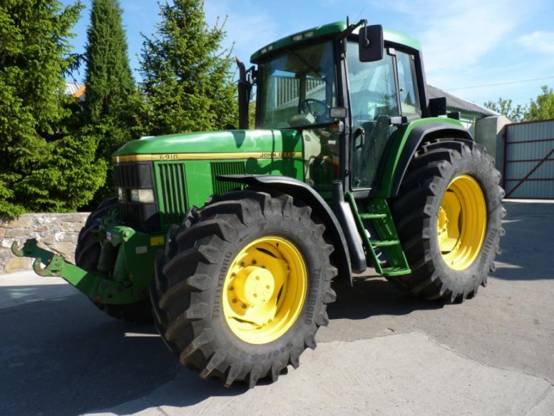 Oldtimer-Traktor a típus John Deere 6910 TLS, Neumaschine ekkor: Звенигородка