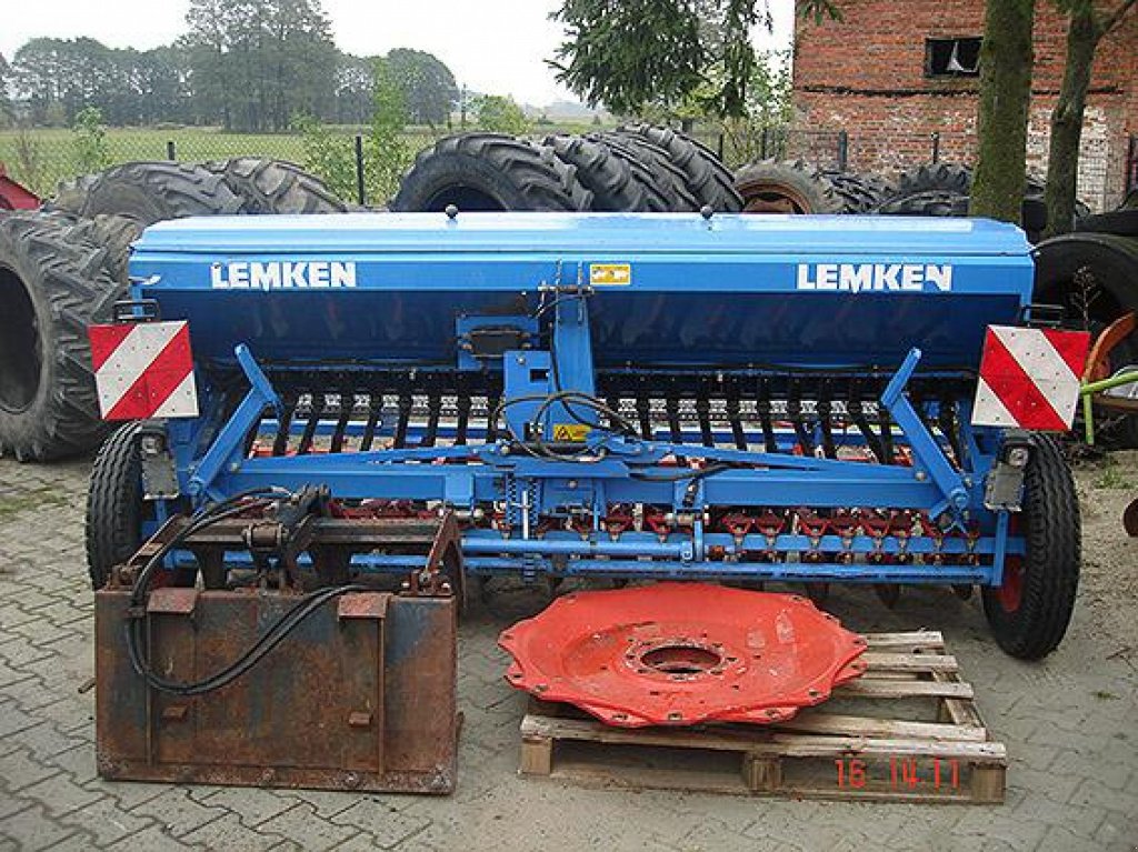 Direktsaatmaschine a típus Lemken EuroDrill 300,  ekkor: Рівне (Kép 1)