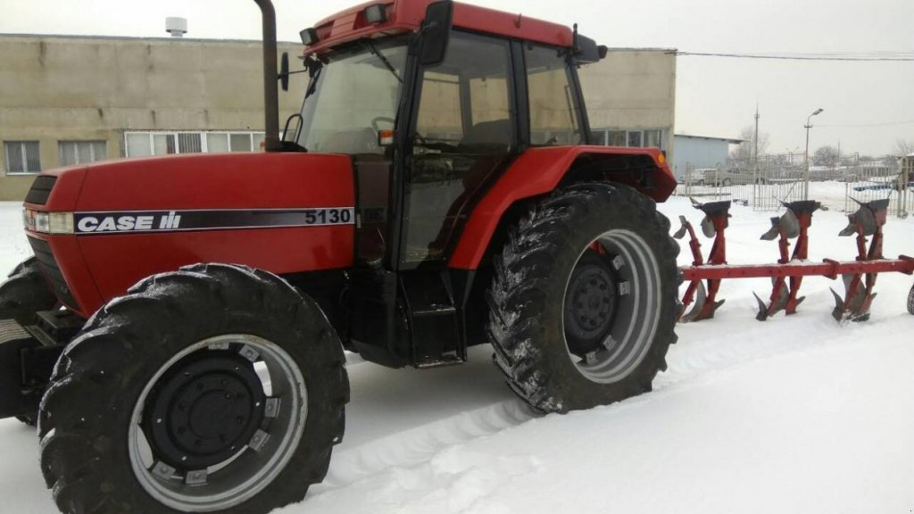 Oldtimer-Traktor a típus Case IH 5130,  ekkor: Не обрано (Kép 3)