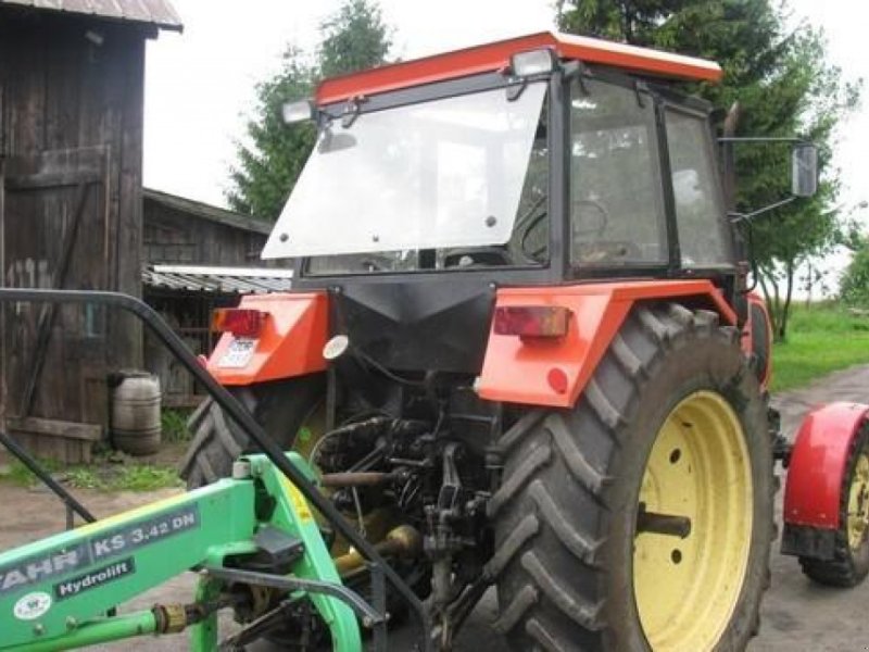 Oldtimer-Traktor a típus Belarus Беларус-82, Neumaschine ekkor: Не обрано