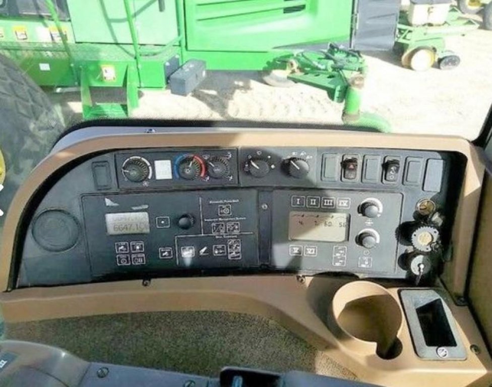 Raupentraktor a típus John Deere 8430T, Neumaschine ekkor: Київ (Kép 8)