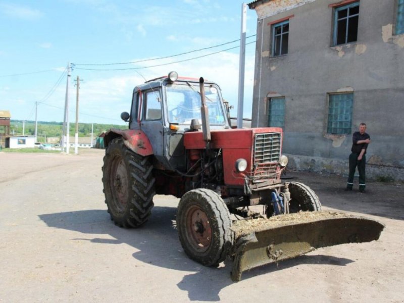 Oldtimer-Traktor a típus Belarus Беларус-80, Neumaschine ekkor: Київ (Kép 1)