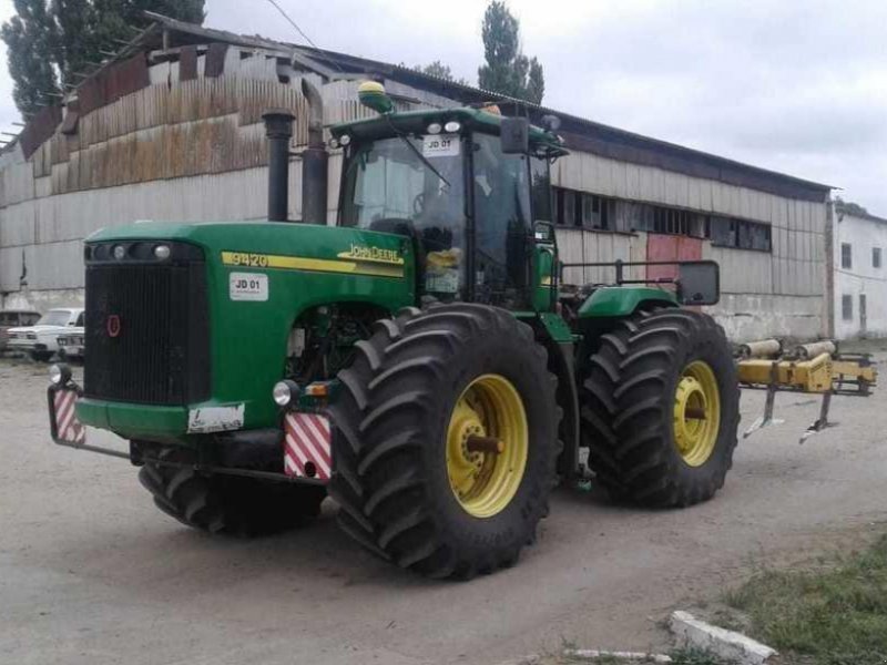 Oldtimer-Traktor a típus John Deere 9420R, Neumaschine ekkor: Одеса