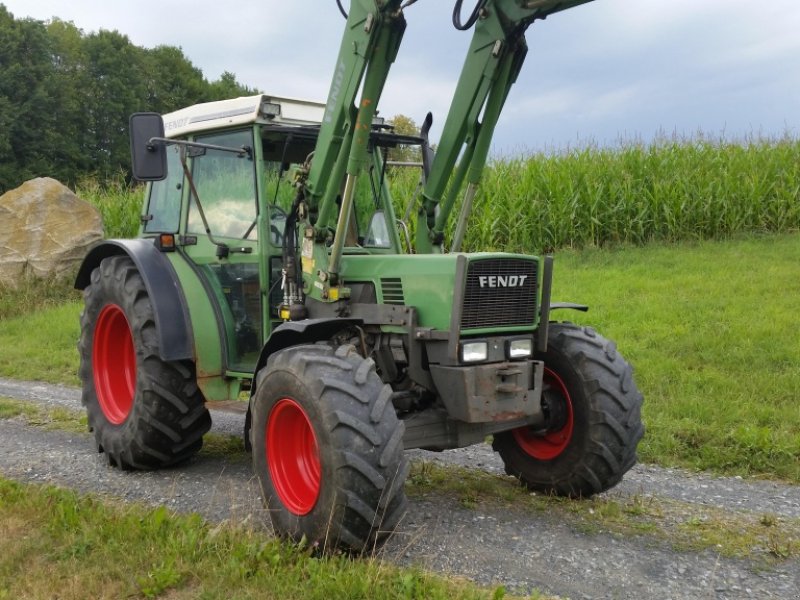 Traktor a típus Fendt 275 S, Frontlader,dritter vierter Kreis,Hydr. Werkzeugver., Wendeschaltung., Gebrauchtmaschine ekkor: Reuth (Kép 1)